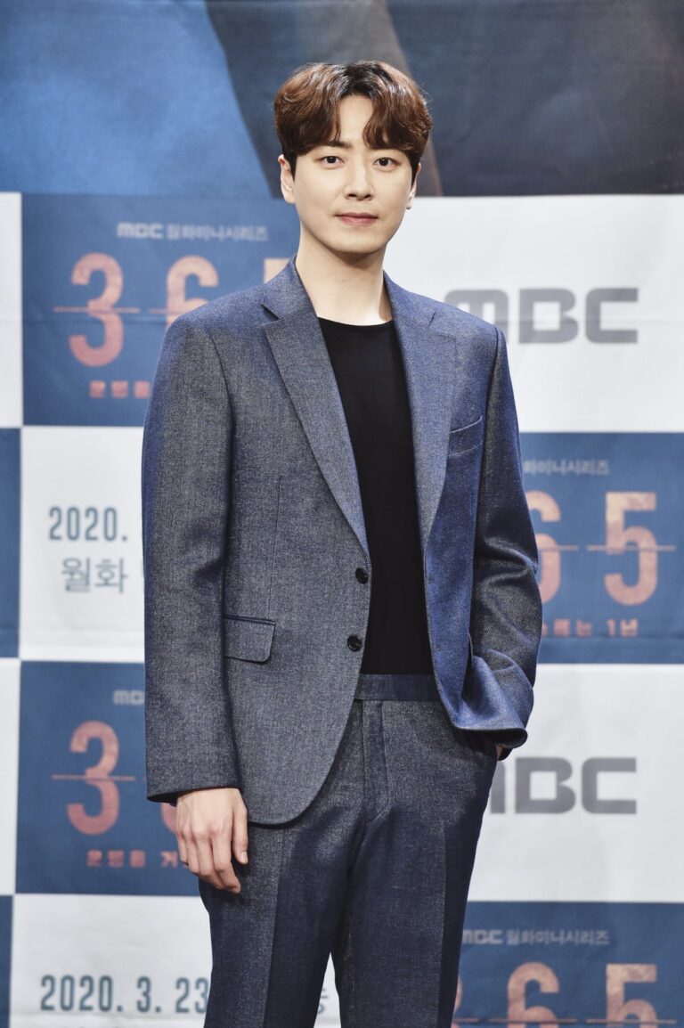 Lee Joon-hyuk-image